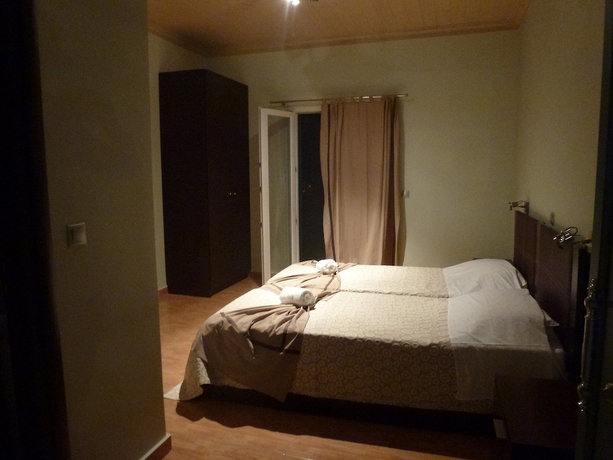 Imagen de la habitación del Hotel Lefkas Petra. Foto 2