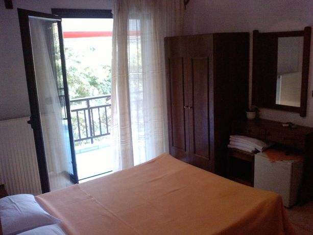 Imagen de la habitación del Hotel Lefkes. Foto 2