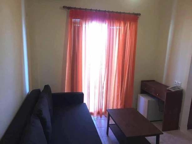 Imagen de la habitación del Hotel Lefkes. Foto 13