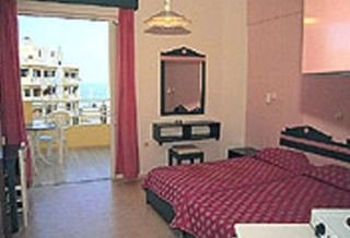 Imagen de la habitación del Hotel Lefkoniko Sands. Foto 3