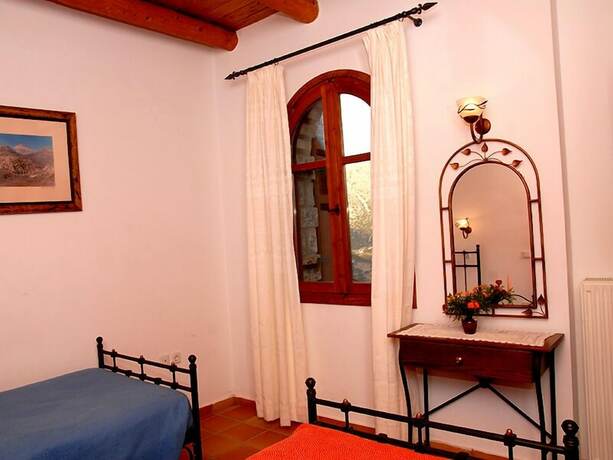 Imagen de la habitación del Hotel Lefkoritis Resort. Foto 16
