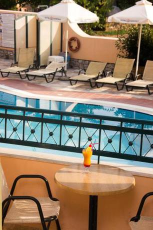 Imagen general del Hotel Lefktron. Foto 1