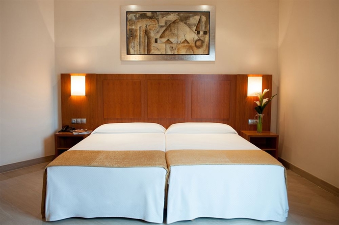 Imagen de la habitación del Hotel Leflet Valme. Foto 6