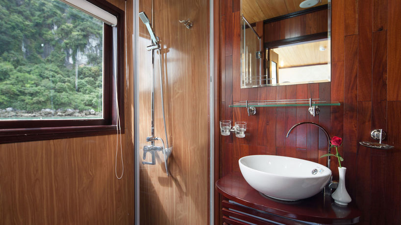 Imagen de los interiores del Hotel Legacy Cruise. Foto 16