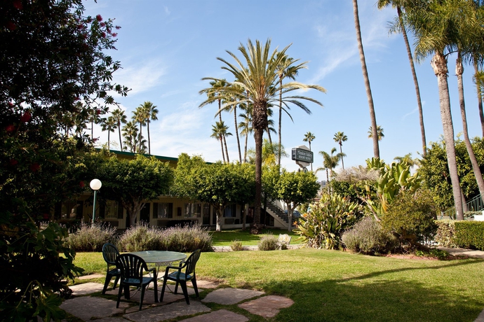 Imagen de los exteriores del Hotel Legacy Resort and Spa. Foto 7