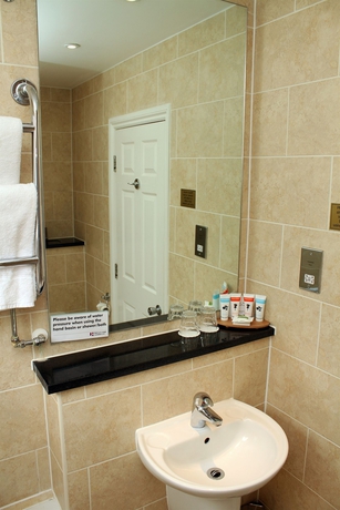 Imagen de la habitación del Hotel Legacy Rose and Crown. Foto 8