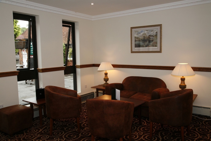 Imagen de los interiores del Hotel Legacy Rose and Crown. Foto 16