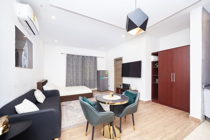 Imagen de la habitación del Hotel Legacy Square-East Legon by Quao Realty. Foto 4