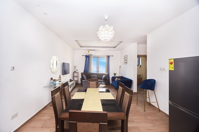 Imagen de la habitación del Hotel Legacy Square-East Legon by Quao Realty. Foto 11