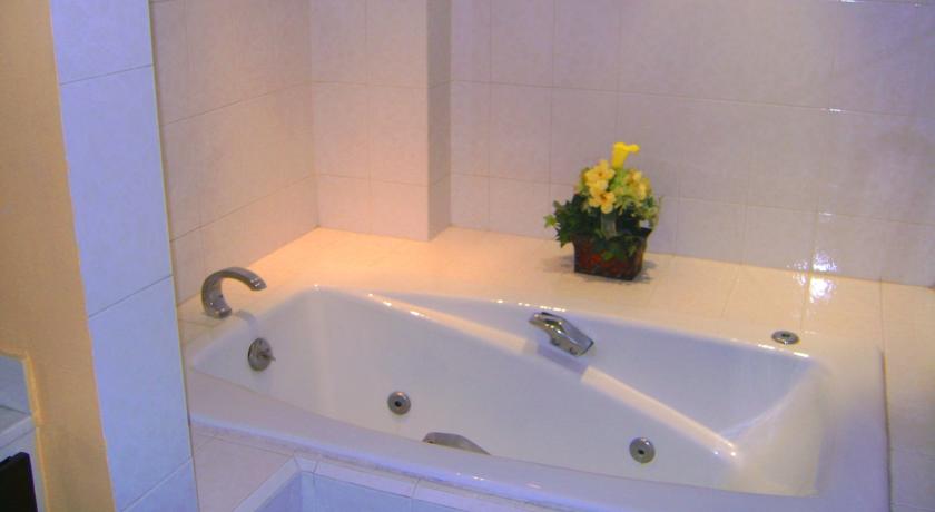 Imagen de los interiores del Hotel Le-gar. Foto 7