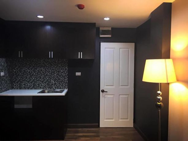 Imagen de los interiores del Hotel Legen Condo And Luxury Service. Foto 9