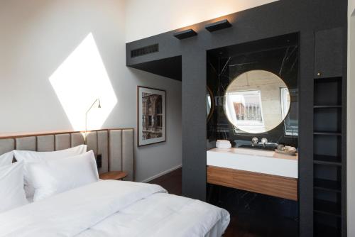 Imagen general del Hotel Legend. Foto 7