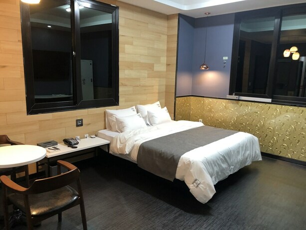 Imagen de la habitación del Hotel Legend, Gangseo-Gu. Foto 13