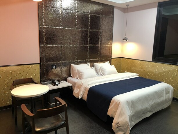 Imagen de la habitación del Hotel Legend, Gangseo-Gu. Foto 36