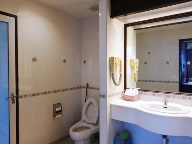 Imagen de los exteriores del Hotel Legend Inn Taiping. Foto 18
