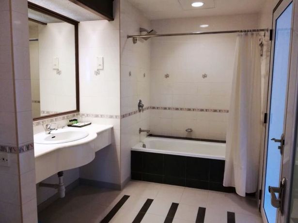 Imagen de la habitación del Hotel Legend Inn Taiping. Foto 17