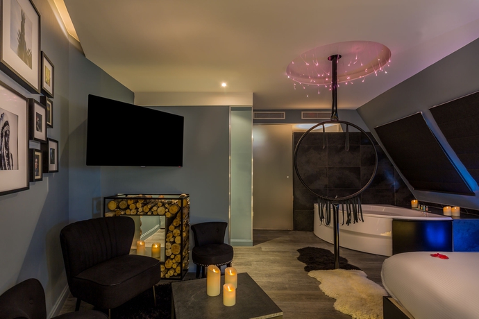 Imagen de la habitación del Hotel Legend Saint Germain By Elegancia. Foto 16