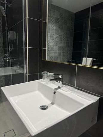Imagen de la habitación del Hotel Le\'genda. Foto 19