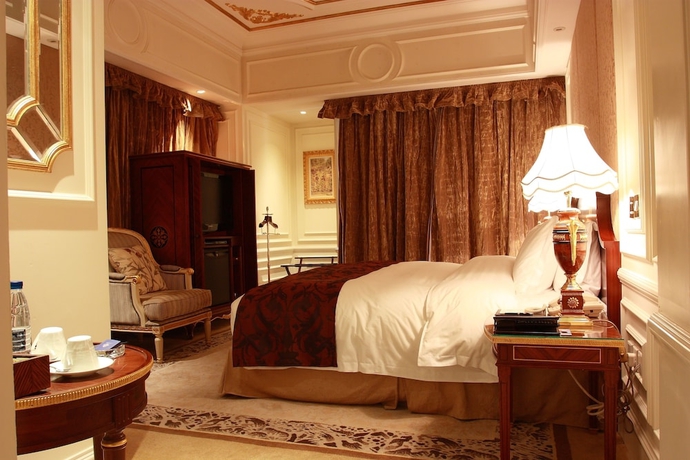 Imagen de la habitación del Hotel Legendale Beijing. Foto 11