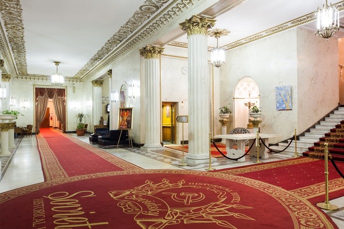Imagen de los interiores del Hotel Legendary Sovietsky. Foto 11