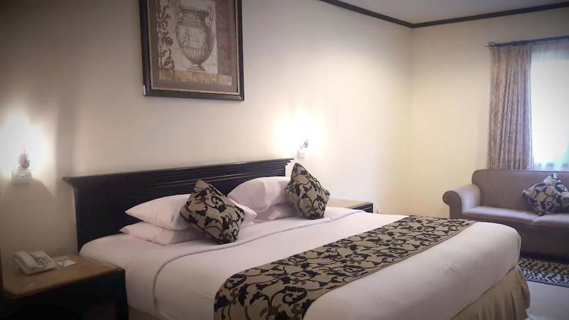 Imagen de la habitación del Hotel Legian Paradiso. Foto 8