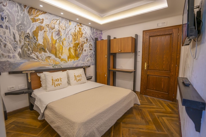 Imagen de la habitación del Hotel Legjenda. Foto 12