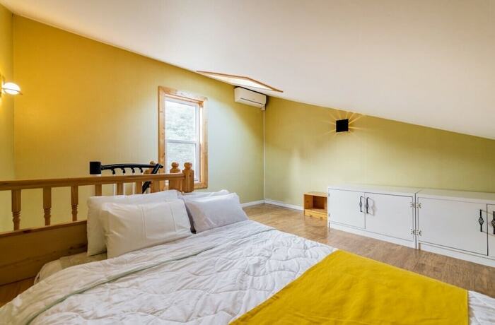 Imagen de la habitación del Hotel Legrandchariot. Foto 3