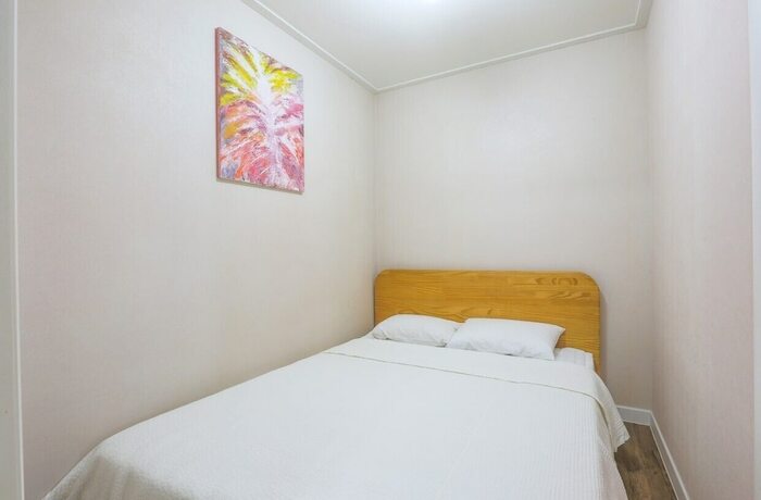 Imagen de la habitación del Hotel Legrandchariot. Foto 12