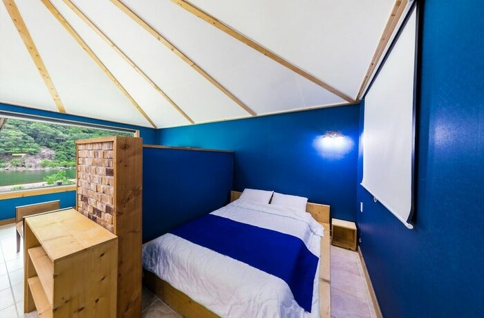 Imagen de la habitación del Hotel Legrandchariot. Foto 14