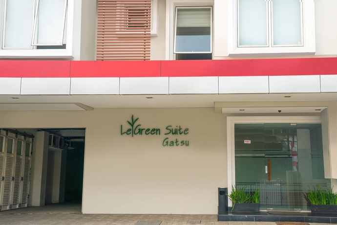 Imagen de los exteriores del Hotel Legreen Suite Gatot Subroto. Foto 16