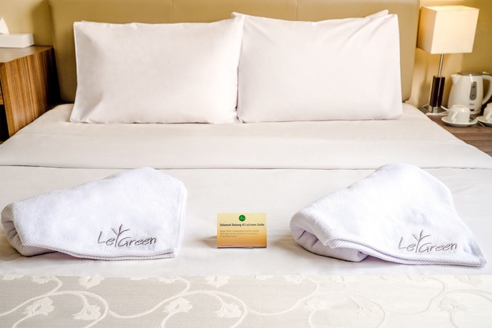 Imagen de la habitación del Hotel Legreen Suite Gatot Subroto. Foto 8