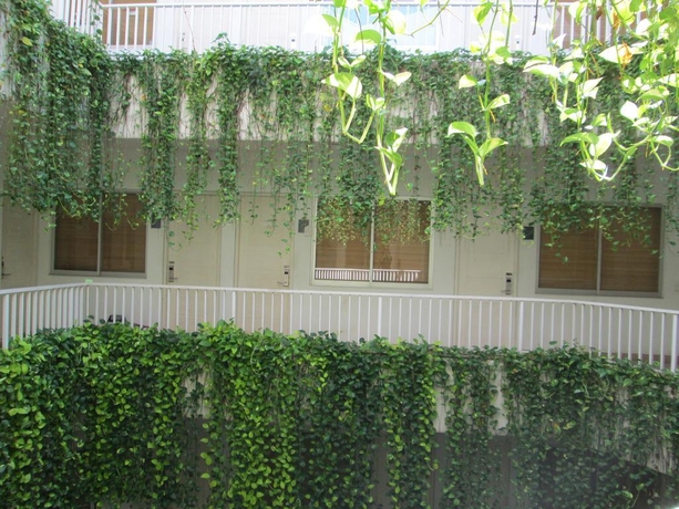 Imagen general del Hotel Legreen Suite Penjernihan. Foto 14
