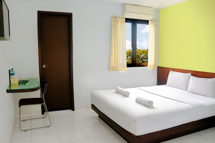Imagen general del Hotel Legreen Suite Ratulangi. Foto 1