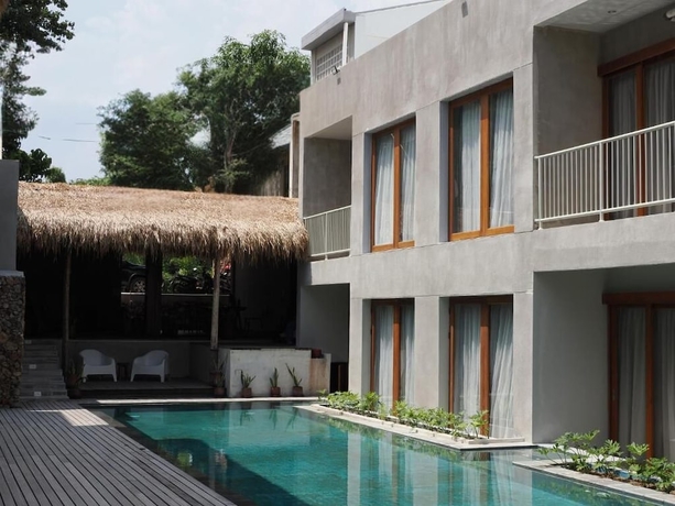 Imagen de la piscina del Hotel Leha-Leha Kuta Lombok. Foto 15