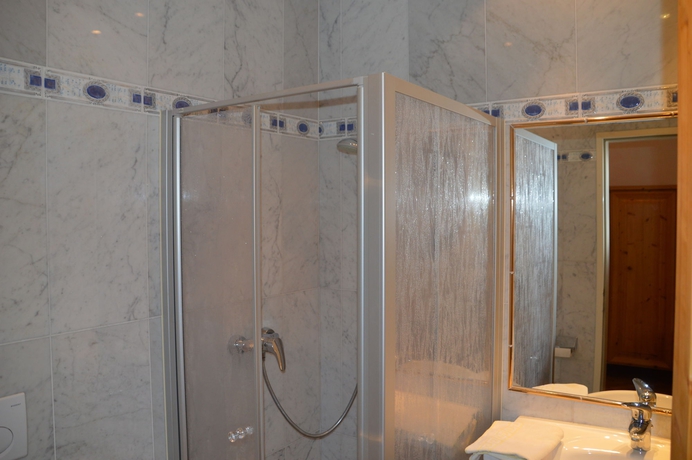 Imagen de la habitación del Hotel Lehenerhof Salzburg. Foto 3