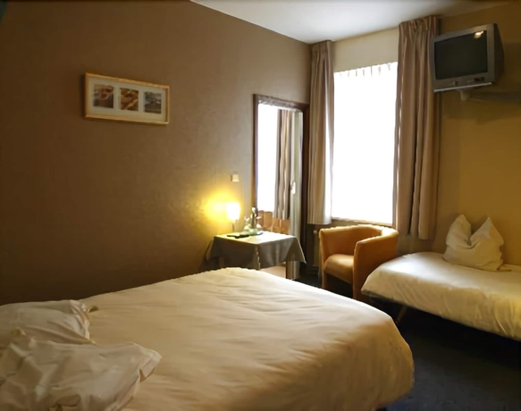 Imagen de la habitación del Hotel Lehouck. Foto 10
