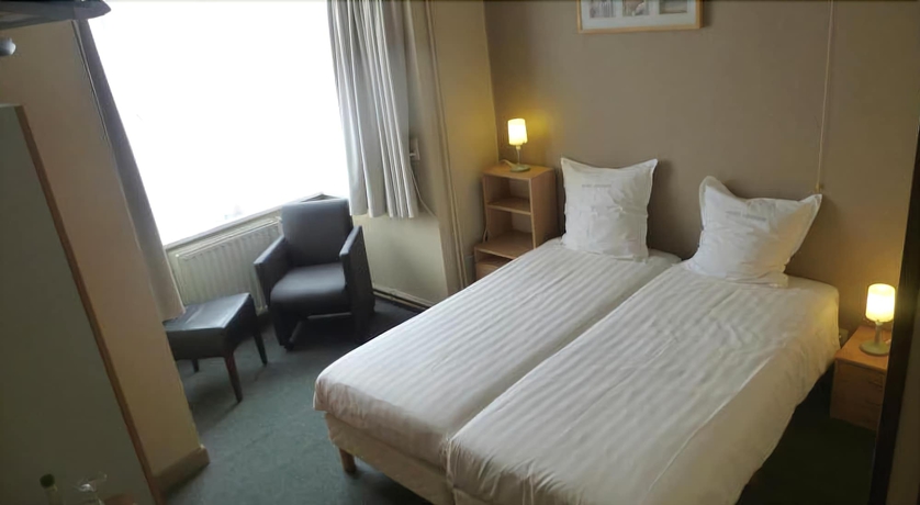 Imagen de la habitación del Hotel Lehouck. Foto 16