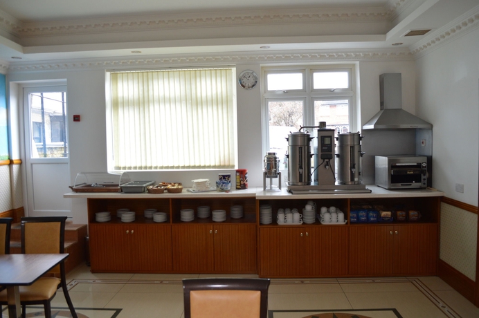 Imagen del bar/restaurante del Hotel Leigham Court. Foto 3