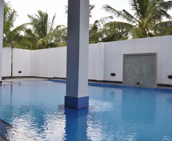 Imagen de la piscina del Hotel Leighton Resort. Foto 18