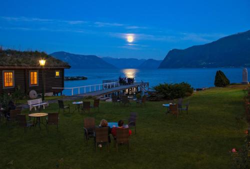 Imagen general del Hotel Leikanger Fjordhotel - Unikeler, Leikanger. Foto 6