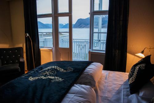 Imagen general del Hotel Leikanger Fjordhotel - Unikeler, Leikanger. Foto 9