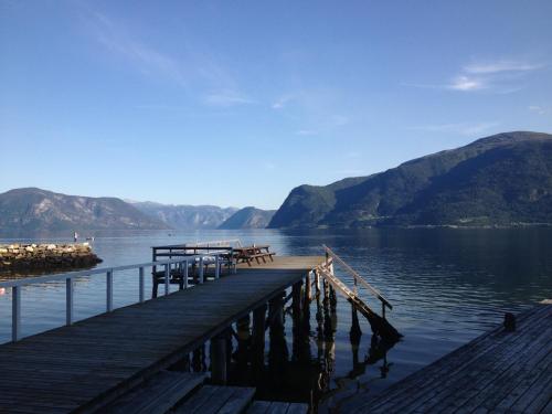 Imagen general del Hotel Leikanger Fjordhotel - Unikeler, Leikanger. Foto 15