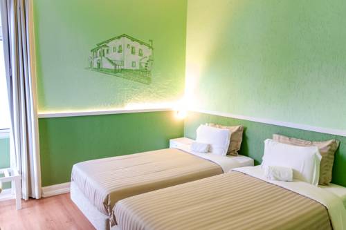 Imagen de la habitación del Hotel Leiria Classic. Foto 8