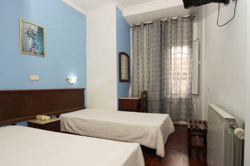 Imagen de la habitación del Hotel Leiriense. Foto 3