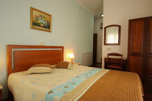 Imagen de la habitación del Hotel Leiriense. Foto 11