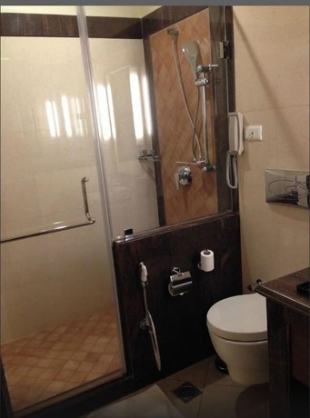 Imagen general del Hotel Leisure Inn Grand Chanakya. Foto 14