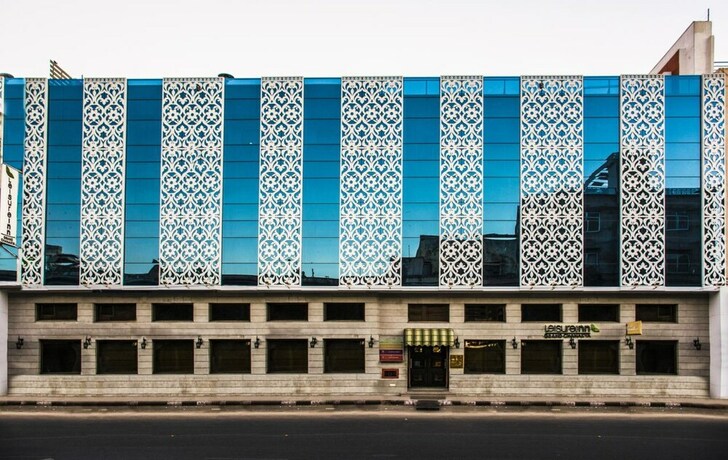 Imagen general del Hotel Leisure Inn Grand Chanakya. Foto 1