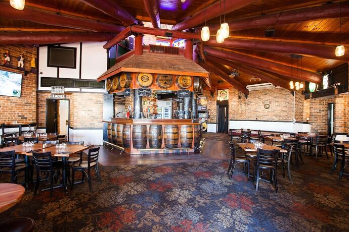 Imagen del bar/restaurante del Hotel Leisure Inn, Rockingham. Foto 19