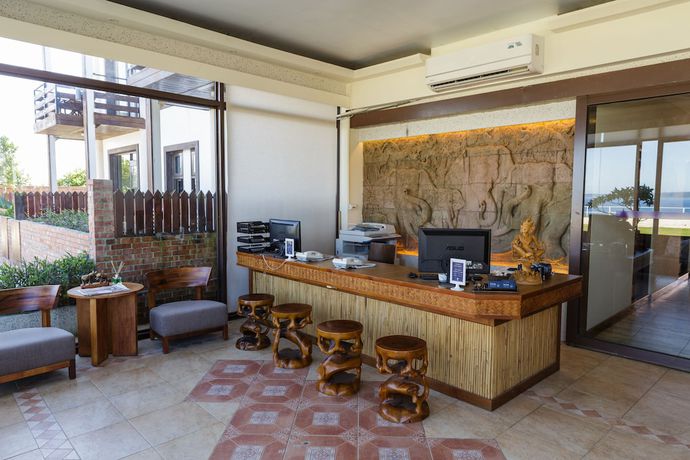 Imagen de los interiores del Hotel Leisure LULU VILLA. Foto 20