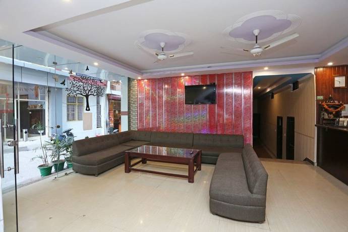 Imagen de los interiores del Hotel Leisure Palace. Foto 12